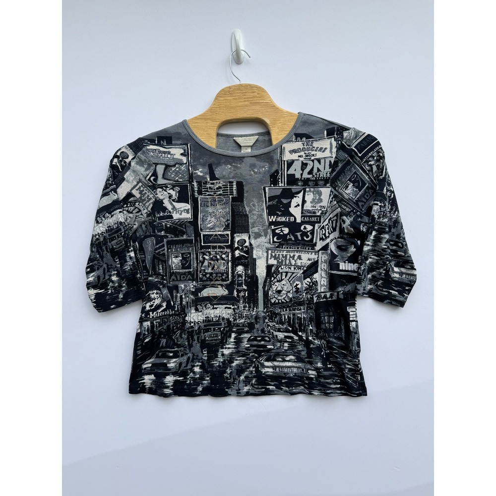 CJ Banks Broadway Graphic Tee Women 1X Black White Times Square Excellent